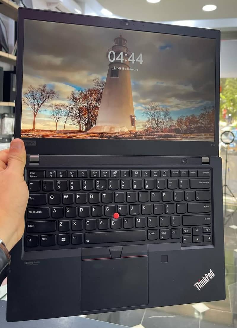 Lenovo ThinkPad T14 Gen 2  AMD Ryzen 7 Pro 5850U 1