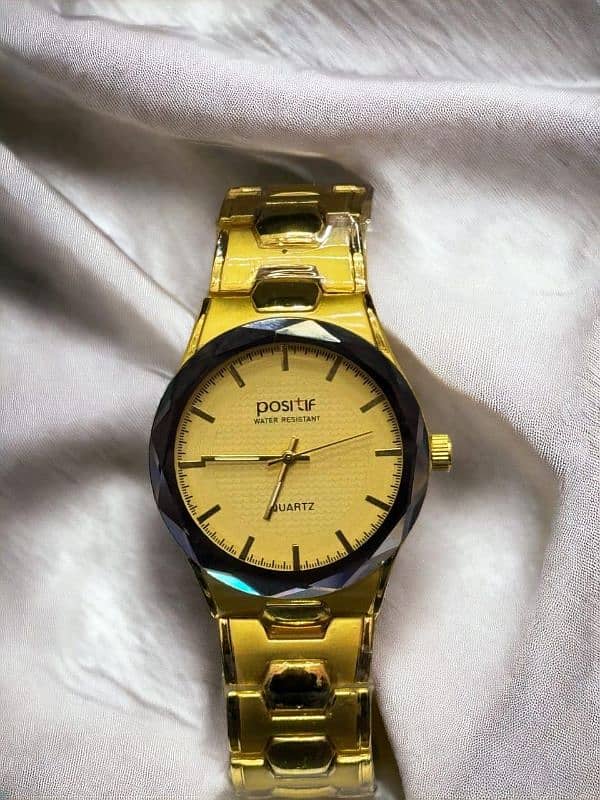 beautiful watch free delivery available 1