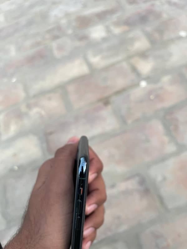 Iphone 11 Pro max 256gb Non pta 4