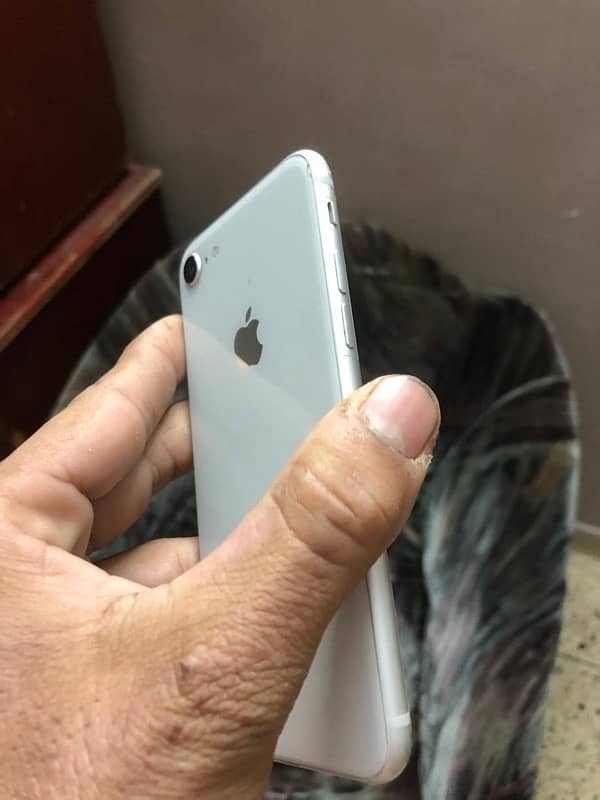 iPhone 8 non pta jv 4