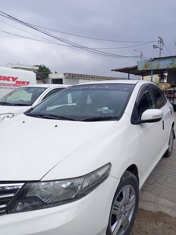 Honda City IVTEC 2015 low millage like Corolla civic Mira passo 1