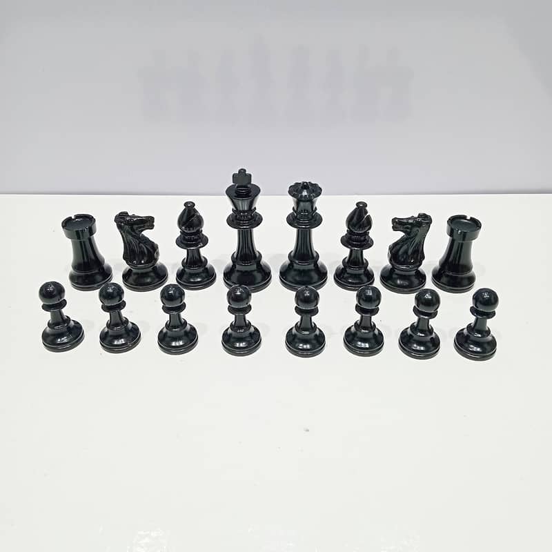 1960s Vintage Grace Toys Chess Complete Set, 3.5” King, Original Box 2