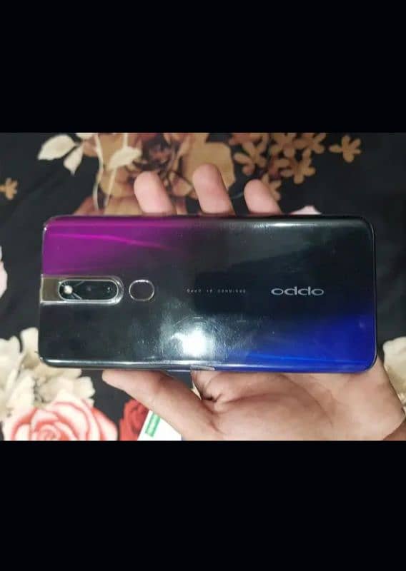 oppo f11 pro 6/128 gb contact. 03020452435 0