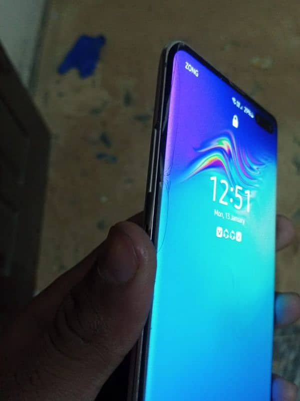 samsung s10 5g pta approved 10 by 9 condition 1