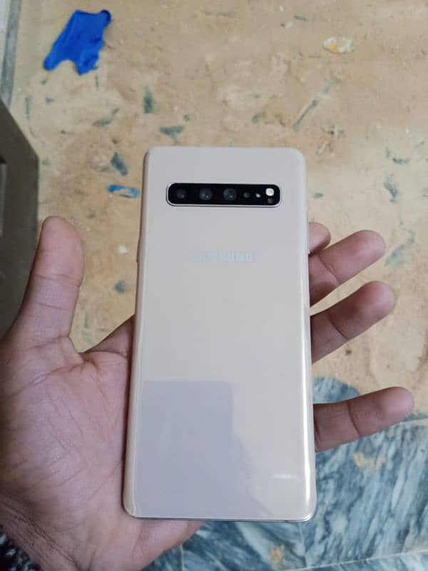 samsung s10 5g pta approved 10 by 9 condition 4