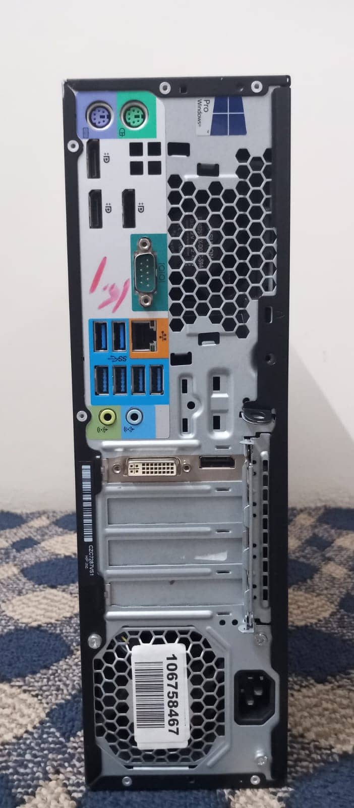 HP Z 240 Workstation, 7th Generation Intel Xeon , 8GB, 256GB, GT730 3