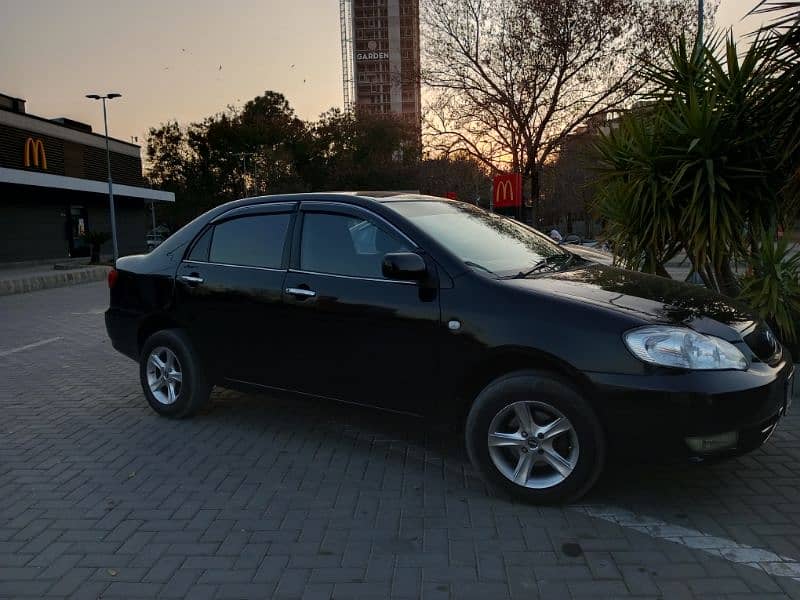 Toyota Corolla SE saloon 1.3 2005 model 16