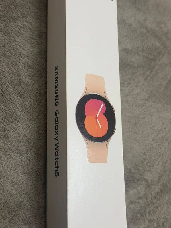 Samsung Watch 5 40mm pink gold 2