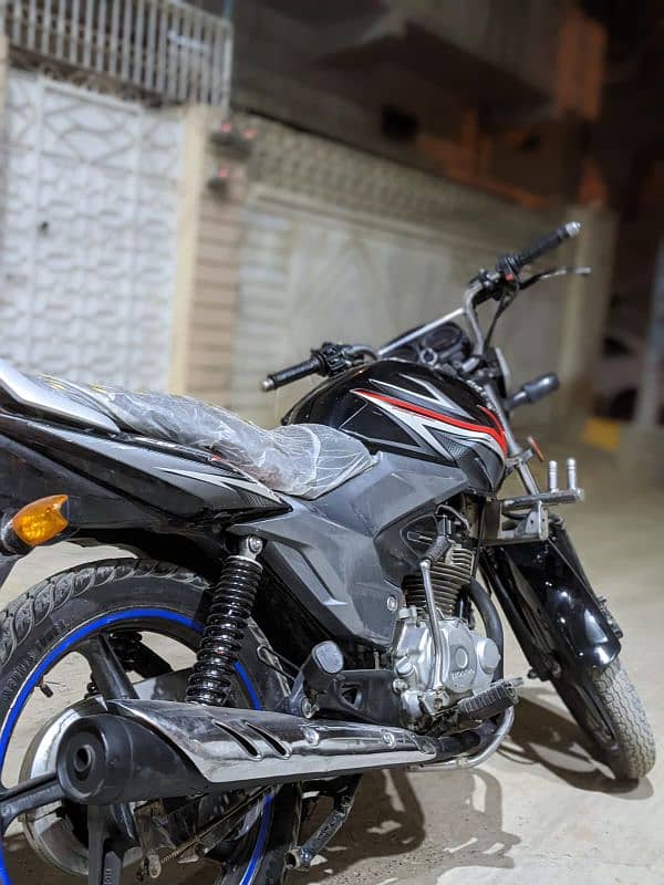 Honda CB 125F 0