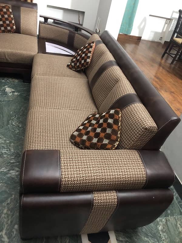 L shape sofa set with Center table for sale 5