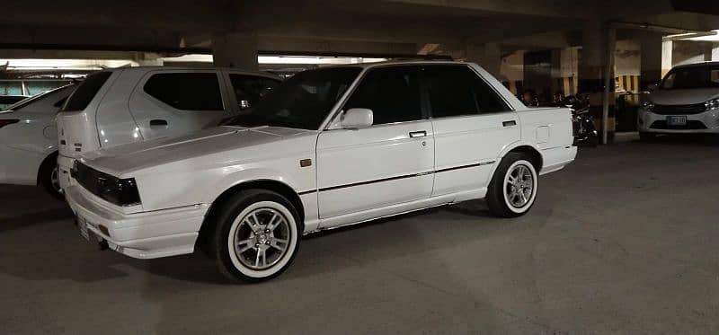 Nissan Sunny 1987 3