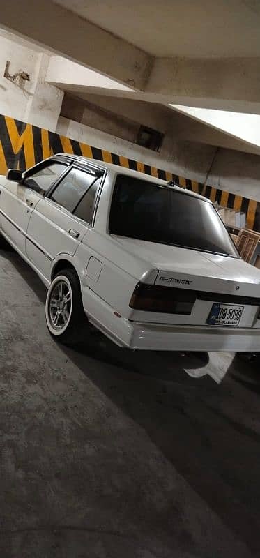 Nissan Sunny 1987 7