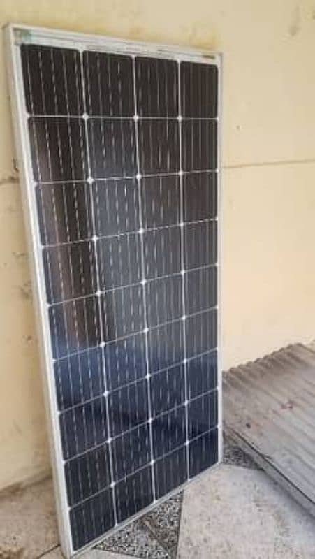 solar Panel 150 watts 200 watts . original German cell 25 year life 0