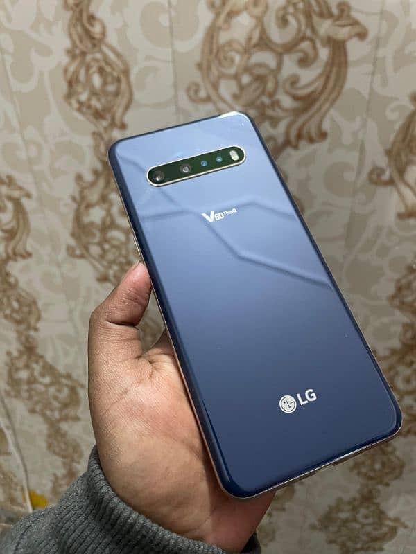 LG V60 ThinQ 5G 0