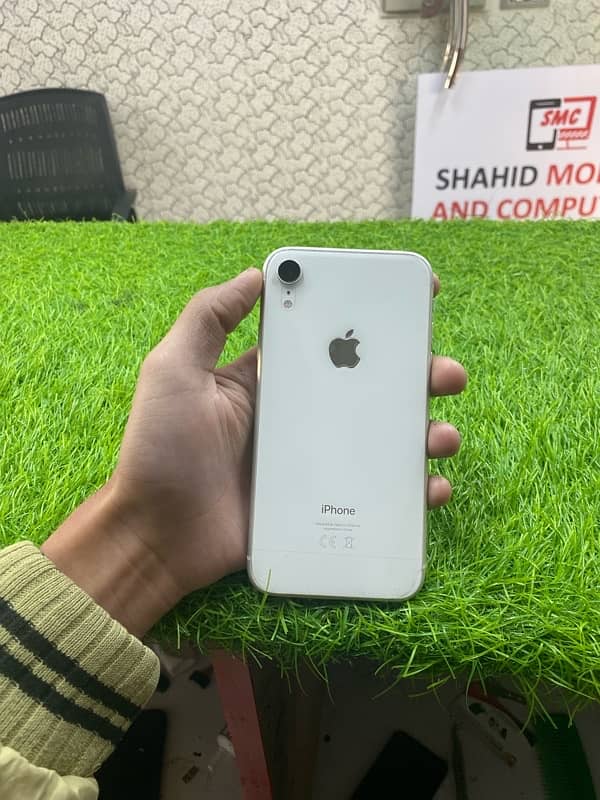 i phone xr sim glitch 64 gb 2