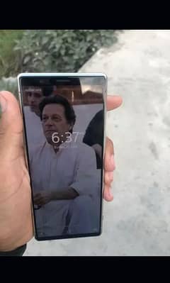 Sony Xperia 5 4 GB rim 64 GB storage