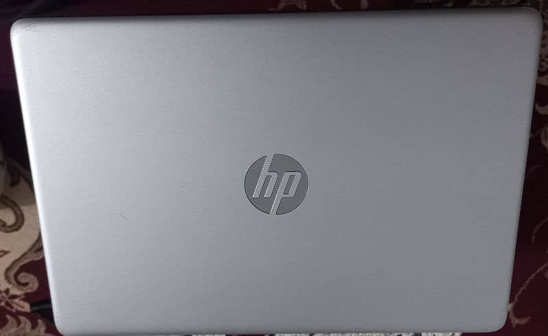 HP CORE Ì5 8th generation 5