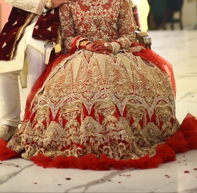 bridal lehnga/ bridal dress for barat 1