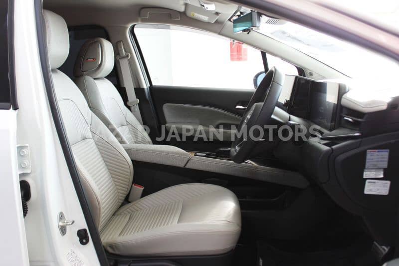 Nissan Aura G Model 2022 - 5A Grade 9