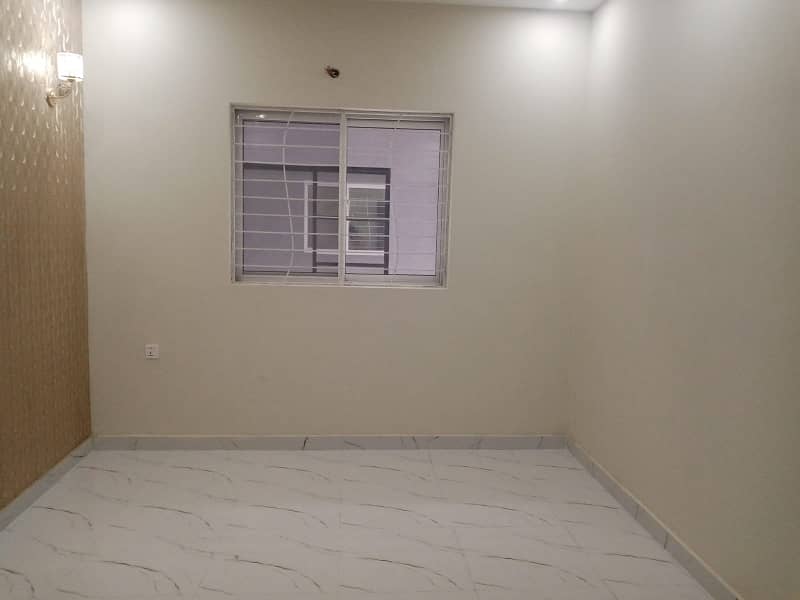 10 Marla full house for Rent in cantt sarvar Road link near Rahat 0