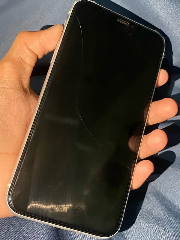 IPhone XR Sim Working Only Cash No Exchange 2