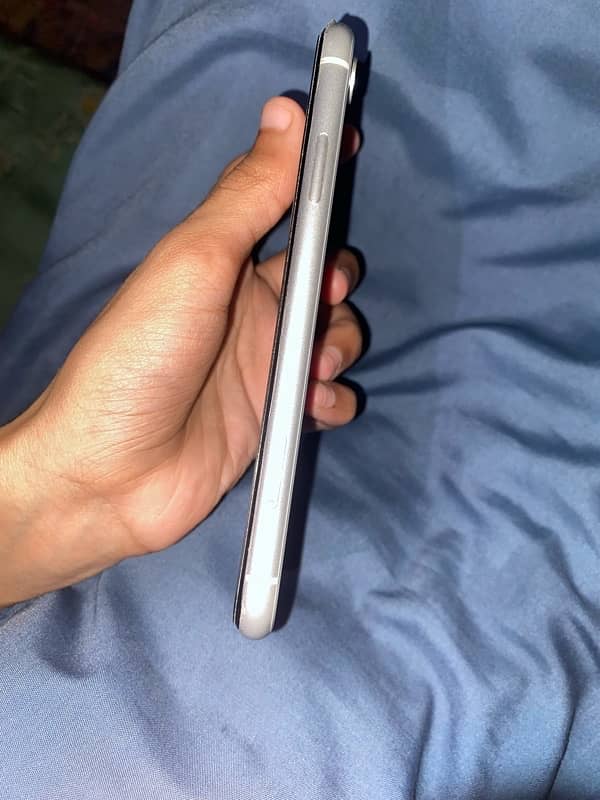 IPhone XR Sim Working Only Cash No Exchange 7