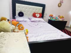 King size bed room set