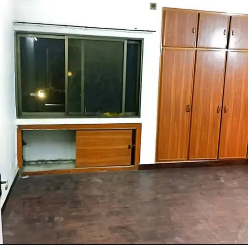 G-11/4 PHA C-Type First Floor Flat For Rent Tile Floor 0