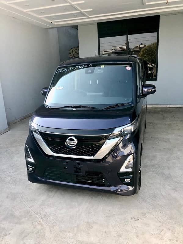 Nissan Roox  S hybrid 2020 model import 2023 4