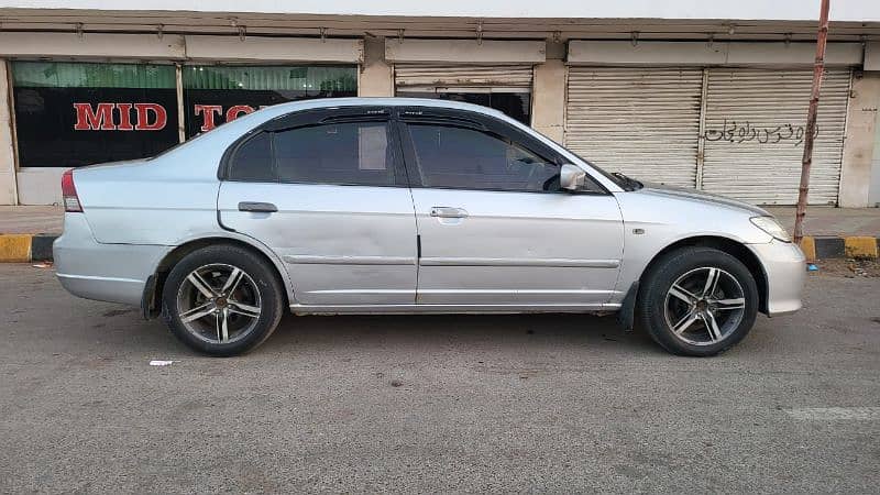 Honda Civic EXi 2005 11