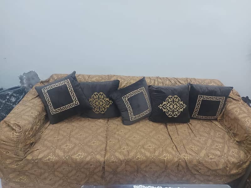 6 Seater sofa For Sale 2