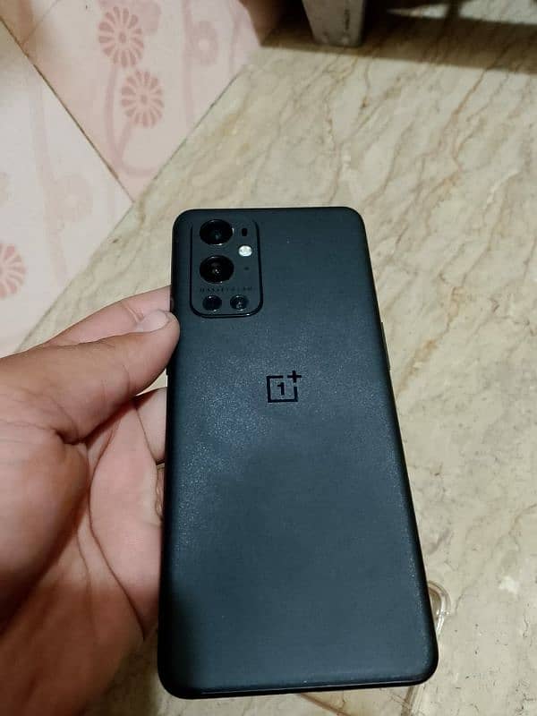 oneplus 9pro 5G BlaCk 4