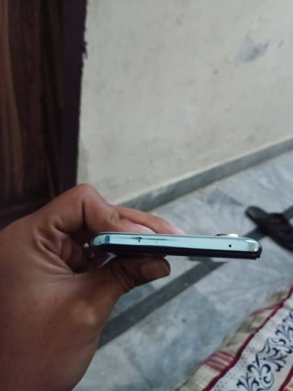 Oppo F15 6