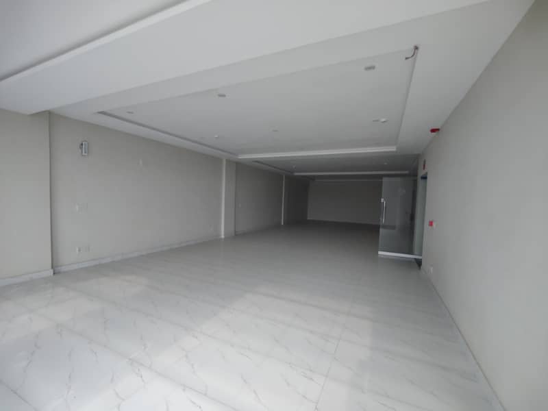 Brand New Approximately 11200sqft. 8 Marla Building Full Plaza Available FOR RENT DHA Phase 6 - Main Boulevard, Lahore 23