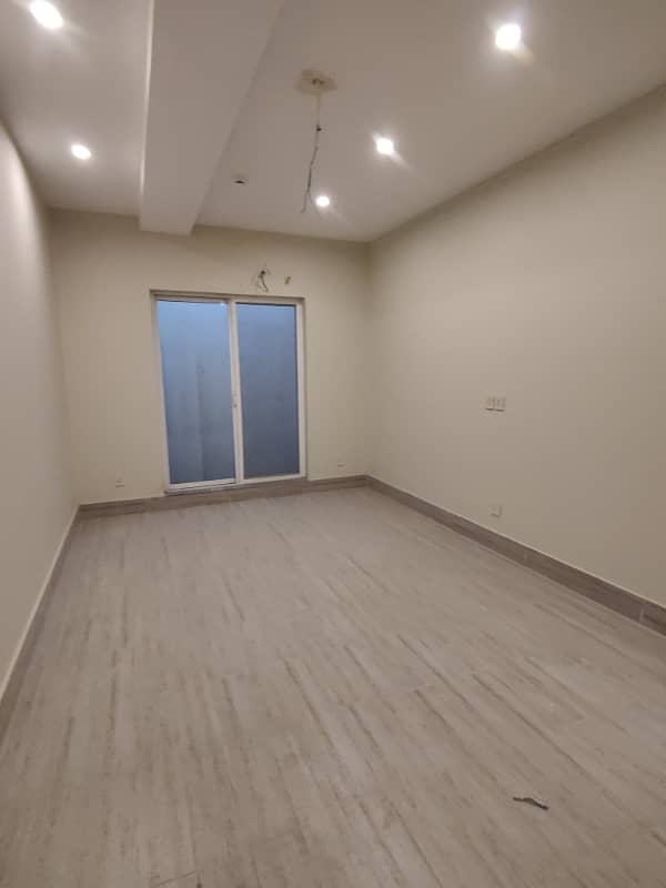 Brand New Approximately 11200sqft. 8 Marla Building Full Plaza Available FOR RENT DHA Phase 6 - Main Boulevard, Lahore 27