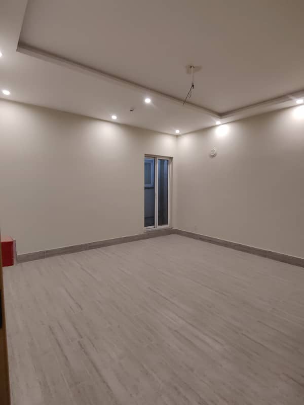 Brand New Approximately 11200sqft. 8 Marla Building Full Plaza Available FOR RENT DHA Phase 6 - Main Boulevard, Lahore 38