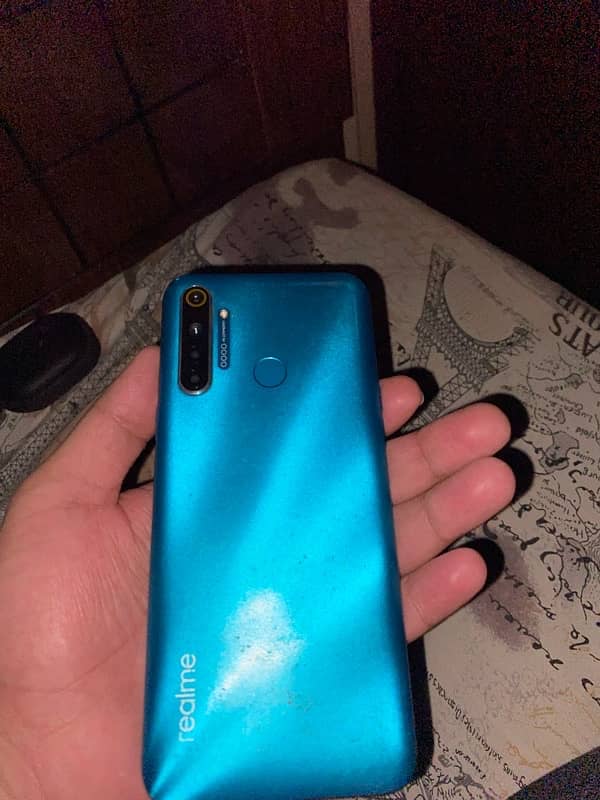 Realme 5i 1