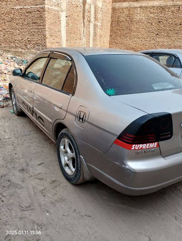 Honda Civic VTi 2002 3