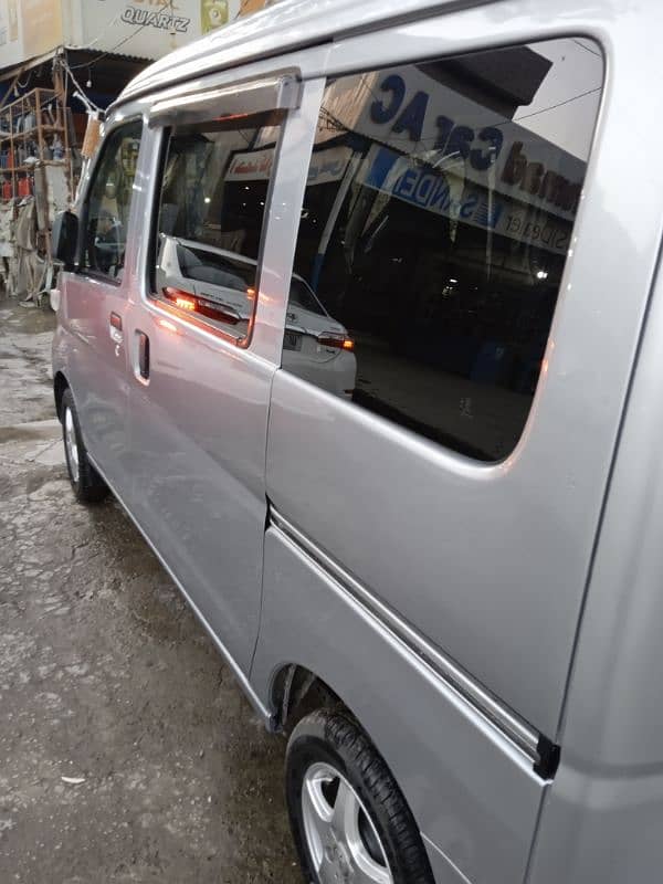 Daihatsu Hijet 2019/24 4