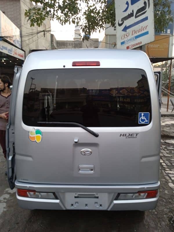 Daihatsu Hijet 2019/24 6