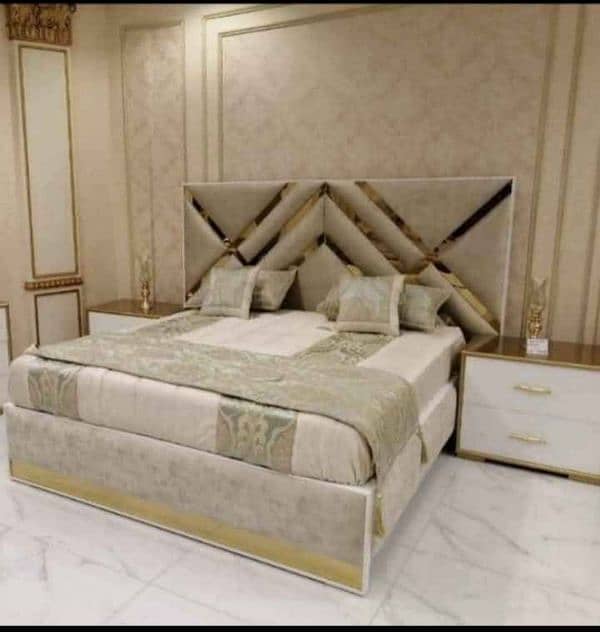 luxury style brand new bed set high quality and classic finishing 0