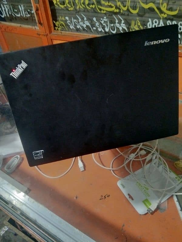 x250 4gb 320gb 5 generation good condition 1