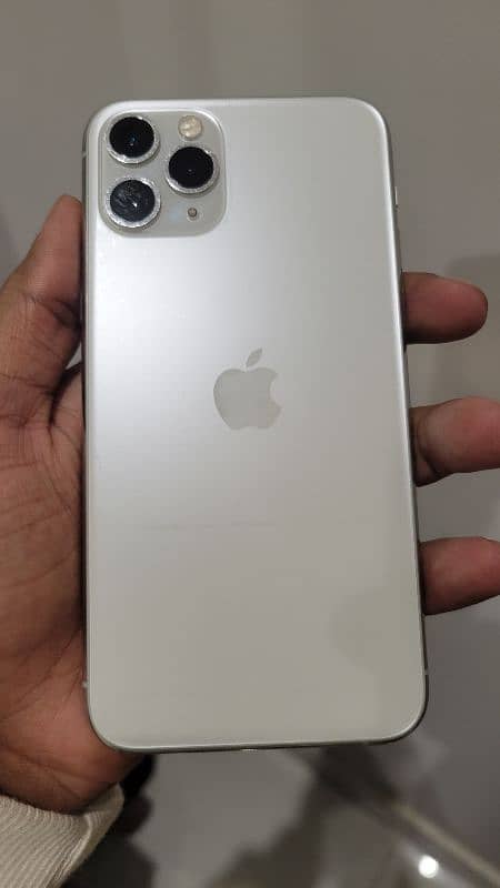 Apple iphone 11 pro 3