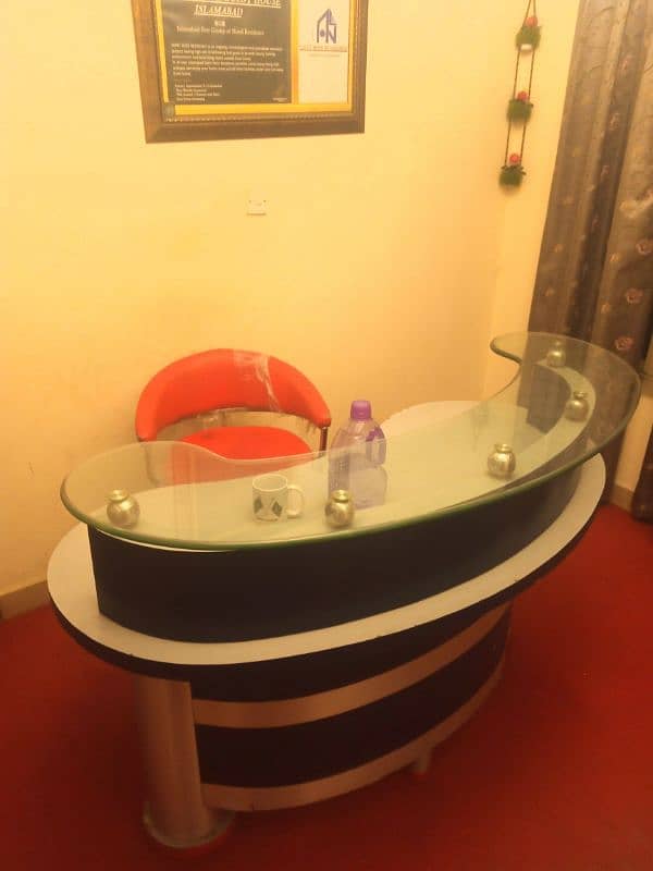 Receptionist Table With Chair Available for Sale 1