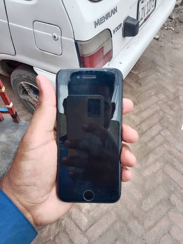 iPhone 8 256gb pta approved waterpack 0