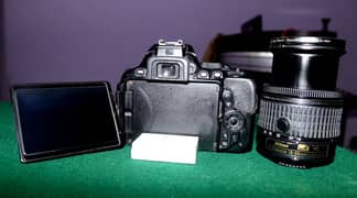 Nikon D-5600 24.2MP 10-10 Condition With Bag