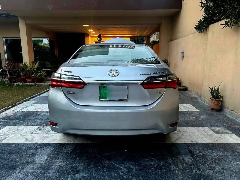 2019 Model Toyota Corolla Altis Grande CVT-i 1.8 3