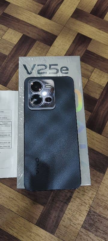 Vivo V25E 1