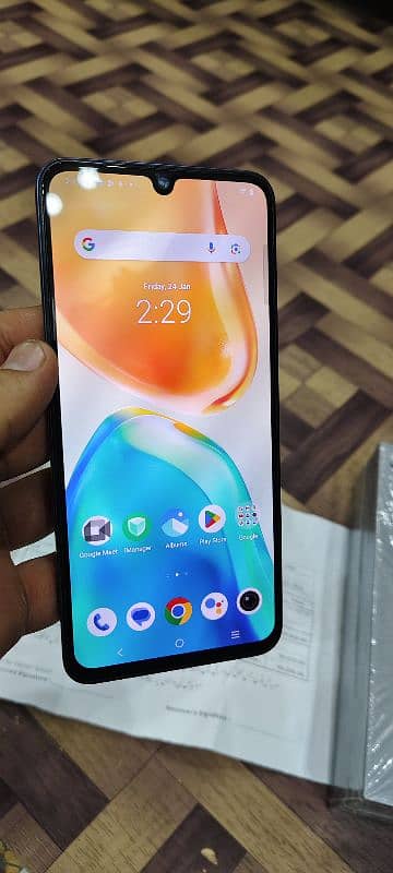 Vivo V25E 3