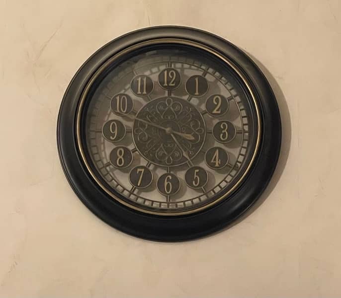 Habitt Wall Clock 0